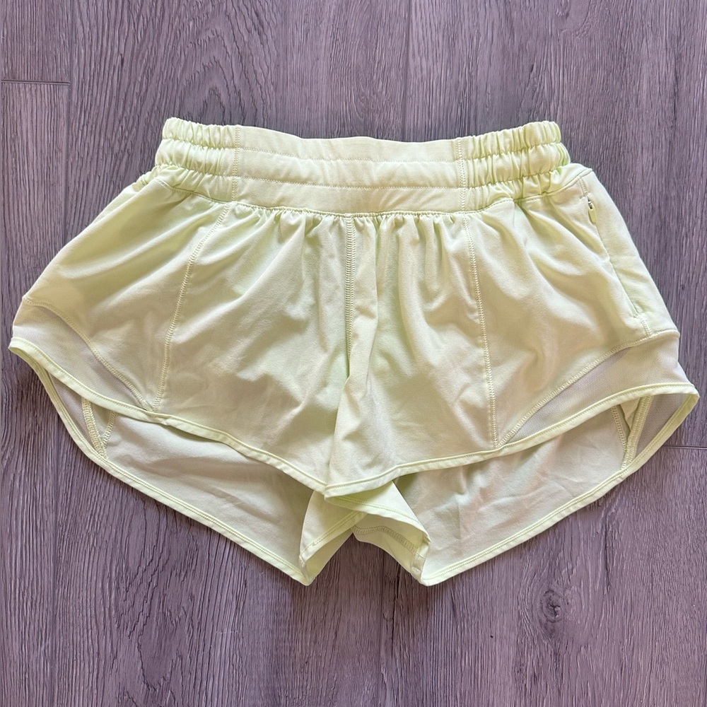 Women’s Lululemon Hotty Hot Short